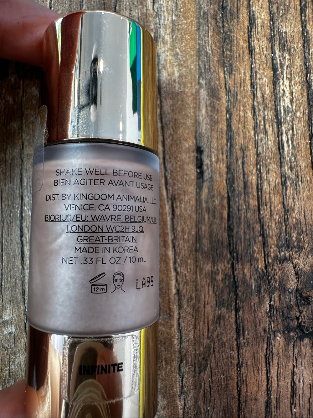 Hourglass Unreal Liquid Highlighter — yellow gold - Picture 2 of 3